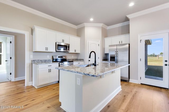 141 Ridley Lane, Youngsville, LA 70592