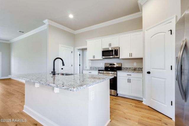 141 Ridley Lane, Youngsville, LA 70592