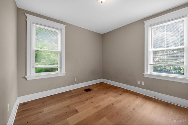 3118 Sunshine Avenue, Cincinnati, OH 45211