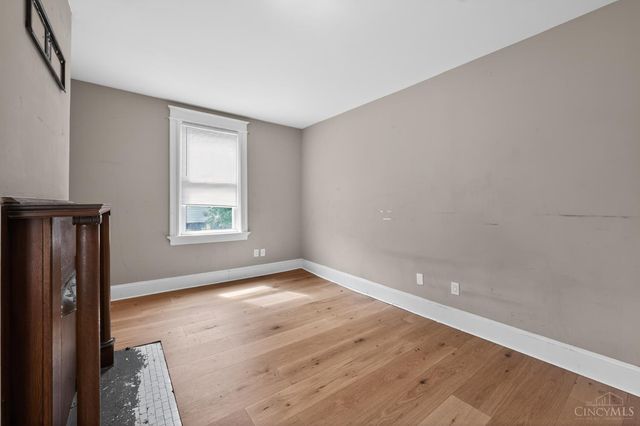 3118 Sunshine Avenue, Cincinnati, OH 45211
