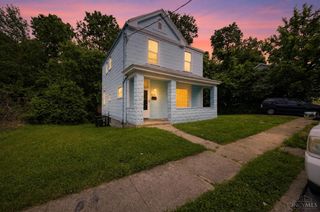 3118 Sunshine Avenue, Cincinnati, OH 45211