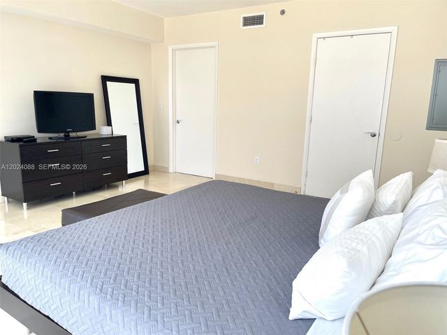 1830 S Ocean Dr 3407, Hallandale Beach, FL 33009