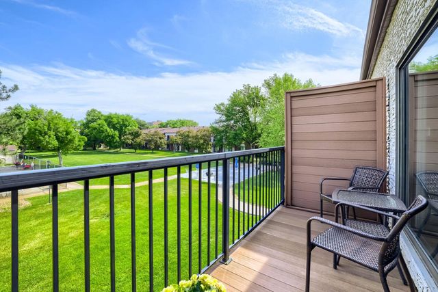 7340 York Avenue S 208, Edina, MN 55435