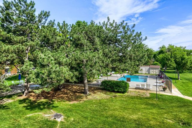 7340 York Avenue S 208, Edina, MN 55435