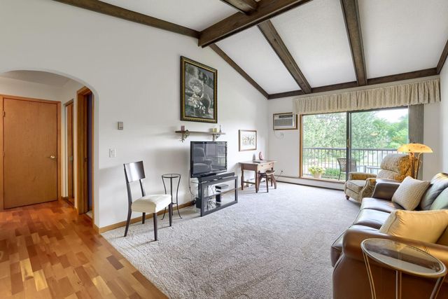 7340 York Avenue S 208, Edina, MN 55435
