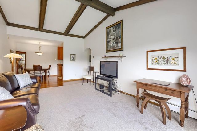 7340 York Avenue S 208, Edina, MN 55435