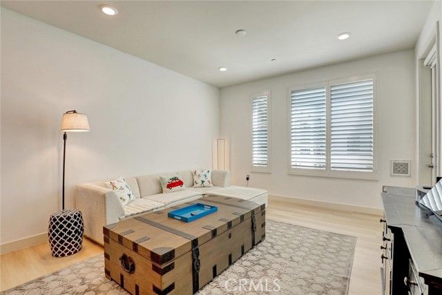 2536 Nolita, Irvine, CA 92612