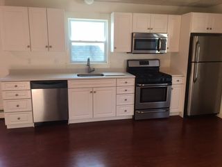 664 Humphrey St 3, Swampscott, MA 01907