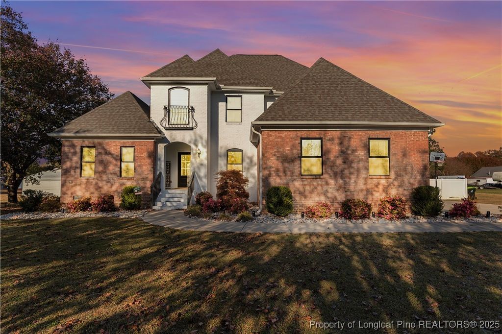 201 Lucas Road, Dunn, NC 28334 — exterior