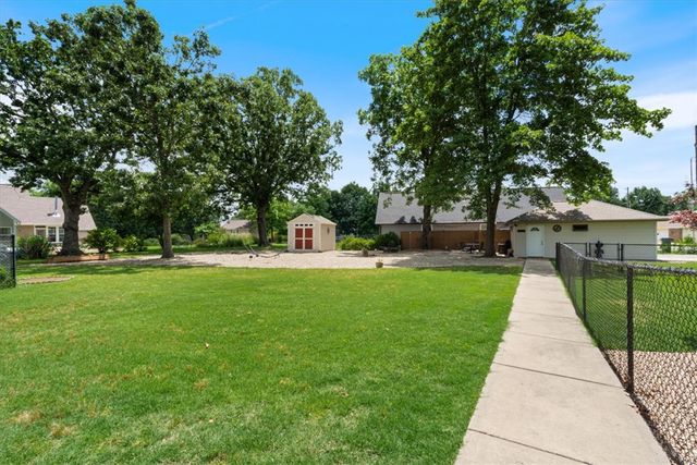 19 Kildonan Drive, Bella Vista, AR 72715