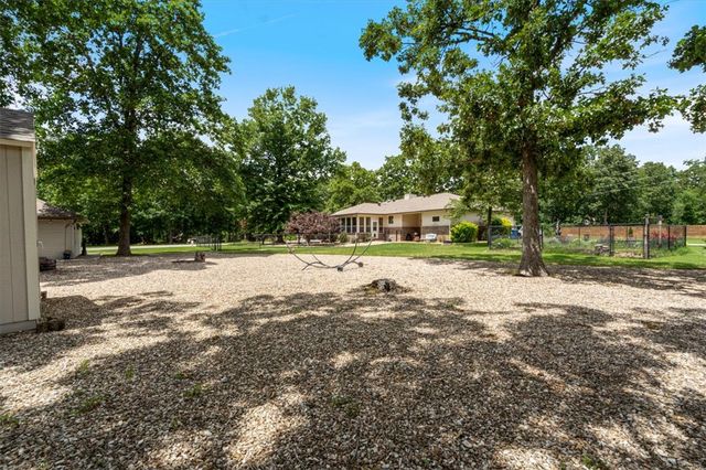 19 Kildonan Drive, Bella Vista, AR 72715
