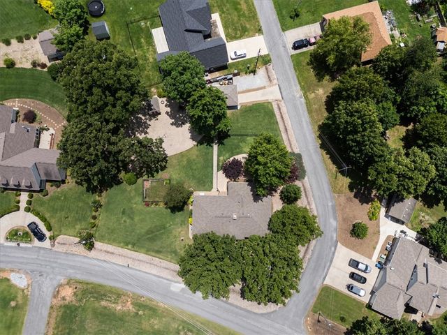 19 Kildonan Drive, Bella Vista, AR 72715