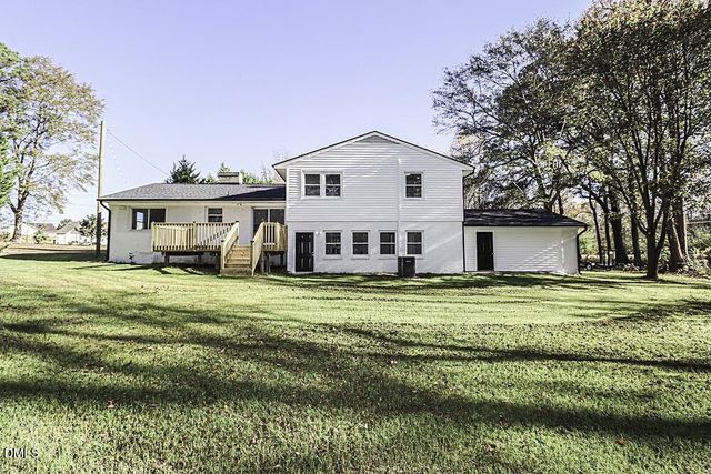 805 River Road, Selma, NC 27576