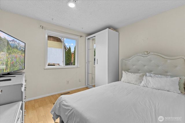 12532 SE 232nd Street, Kent, WA 98031