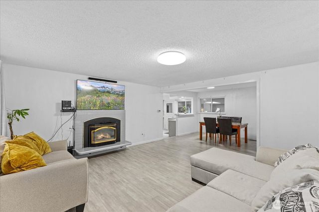 12532 SE 232nd Street, Kent, WA 98031