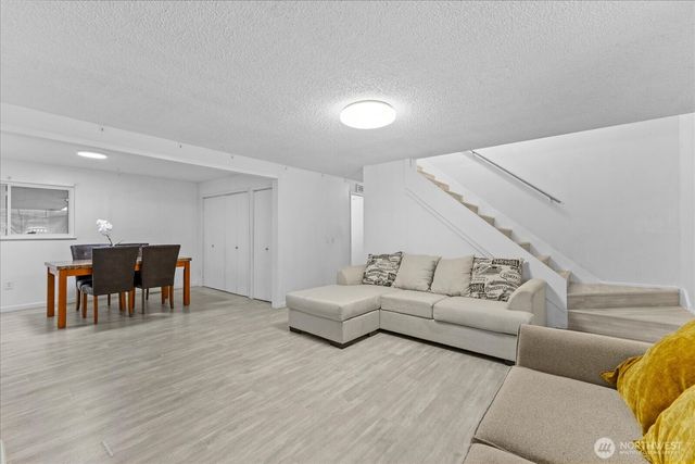 12532 SE 232nd Street, Kent, WA 98031