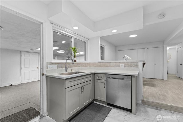 12532 SE 232nd Street, Kent, WA 98031