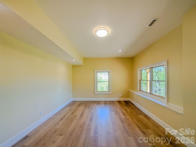 338 Majestic Mountain Drive, Burnsville, NC 28714