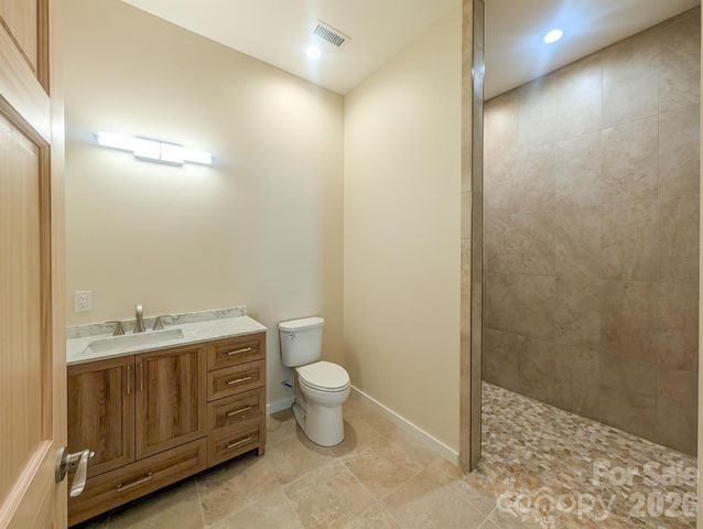 338 Majestic Mountain Drive, Burnsville, NC 28714