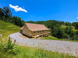 338 Majestic Mountain Drive, Burnsville, NC 28714