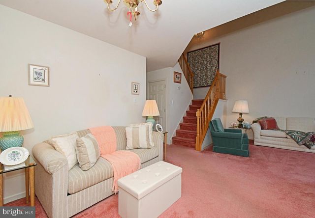 103 SANTA ANITA DR, North Wales, PA 19454