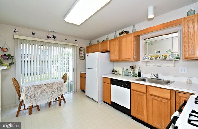 103 SANTA ANITA DR, North Wales, PA 19454