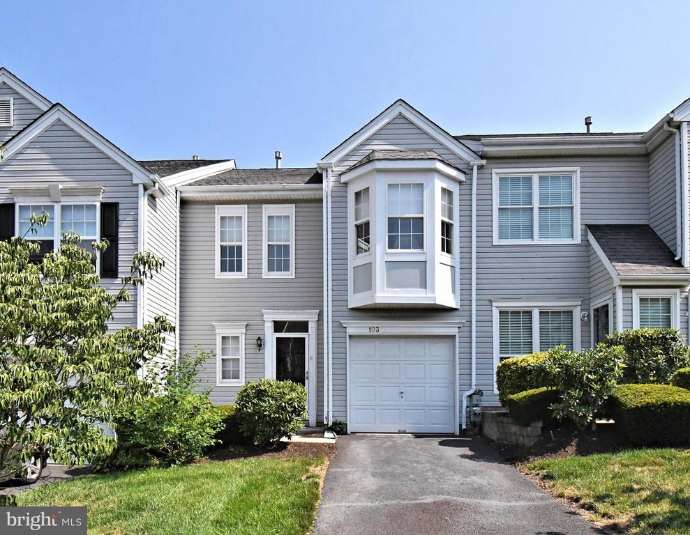 103 SANTA ANITA DR, North Wales, PA 19454