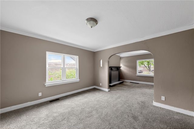 521 W Parkwood Drive, Dayton, OH 45405