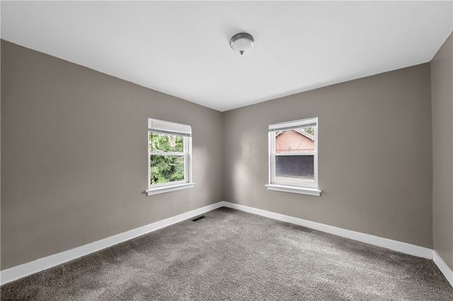 521 W Parkwood Drive, Dayton, OH 45405