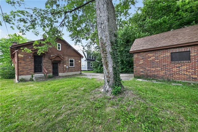 521 W Parkwood Drive, Dayton, OH 45405