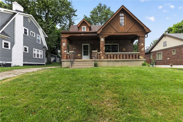 521 W Parkwood Drive, Dayton, OH 45405