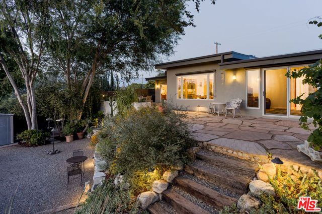 1483 N Avenue 57, Los Angeles, CA 90042