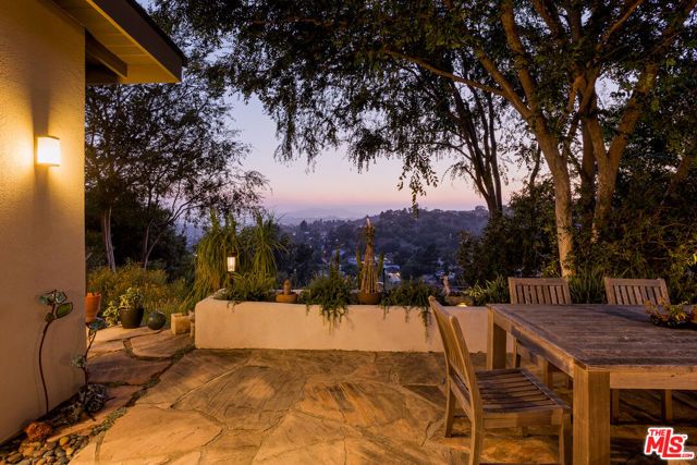 1483 N Avenue 57, Los Angeles, CA 90042