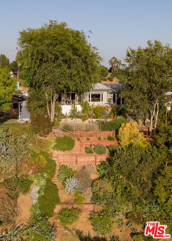 1483 N Avenue 57, Los Angeles, CA 90042