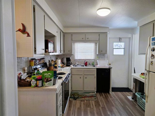 3421 OVERCUP OAK TERRACE, Sarasota, FL 34237