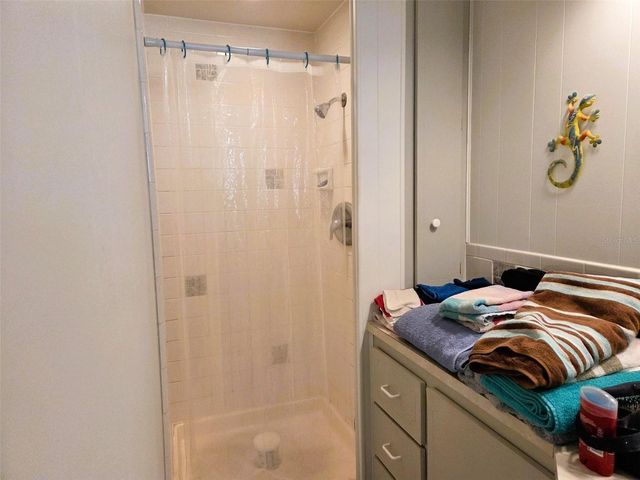 3421 OVERCUP OAK TERRACE, Sarasota, FL 34237