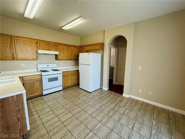 2636 Living Rock Street, Las Vegas, NV 89106