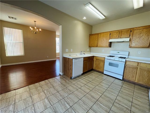 2636 Living Rock Street, Las Vegas, NV 89106