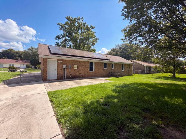 1110 Stuart Drive, Moncks Corner, SC 29461