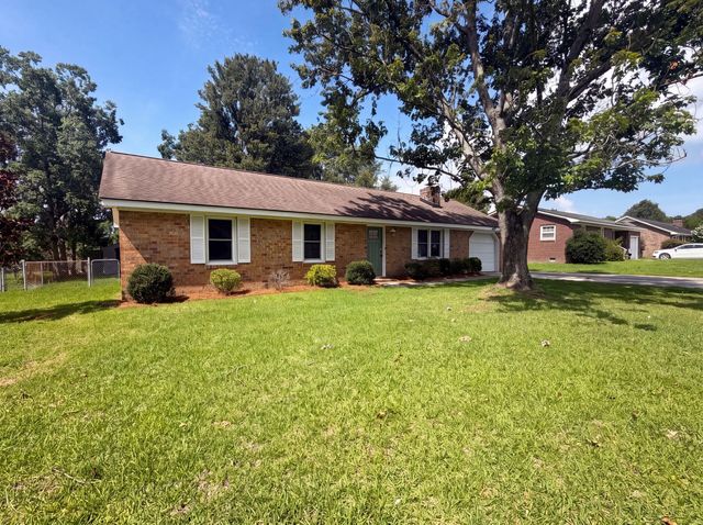 1110 Stuart Drive, Moncks Corner, SC 29461