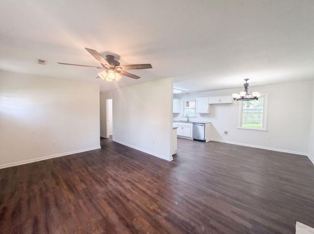 1110 Stuart Drive, Moncks Corner, SC 29461
