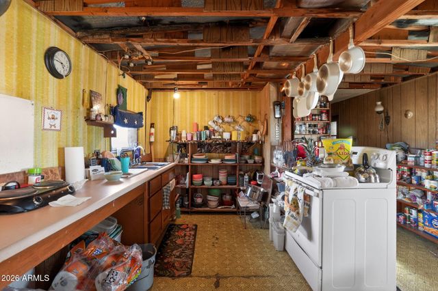 3470 E Airport Drive, Rimrock, AZ 86335