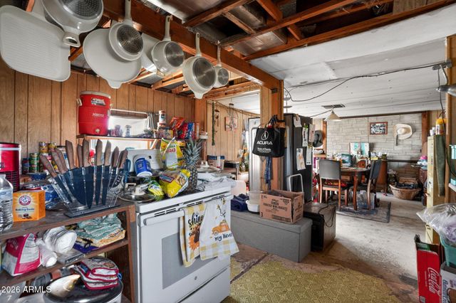 3470 E Airport Drive, Rimrock, AZ 86335