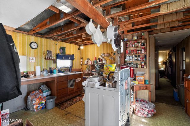 3470 E Airport Drive, Rimrock, AZ 86335