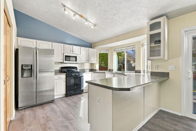 23918 E Maxwell Dr, Liberty Lake, WA 99019