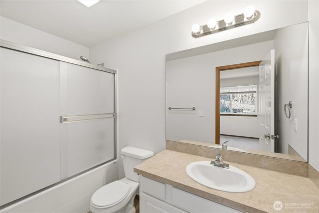 434 Oak Hill Lane, Burlington, WA 98233