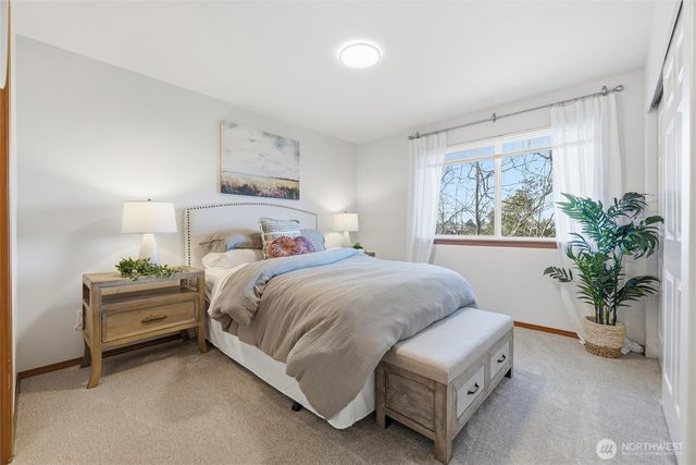 434 Oak Hill Lane, Burlington, WA 98233