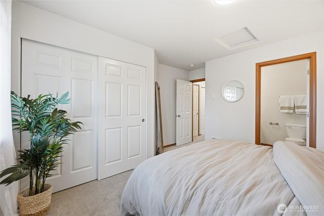 434 Oak Hill Lane, Burlington, WA 98233