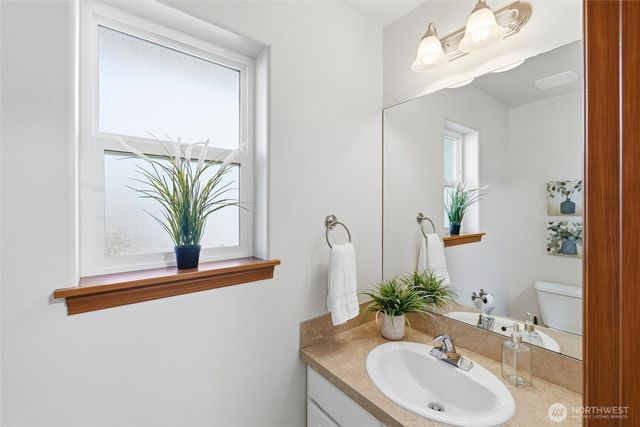 434 Oak Hill Lane, Burlington, WA 98233