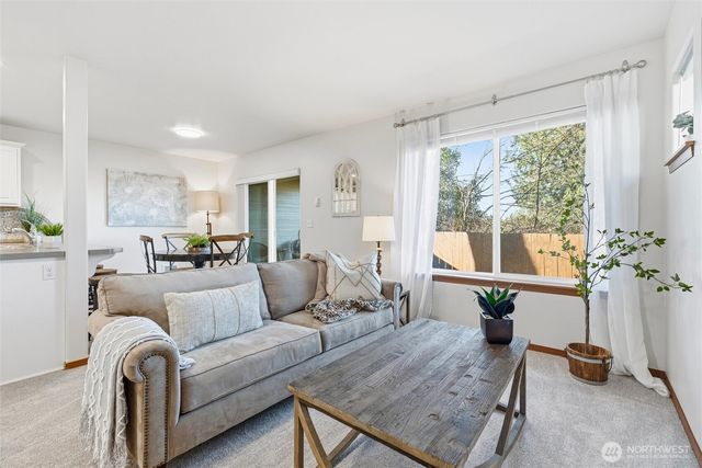 434 Oak Hill Lane, Burlington, WA 98233